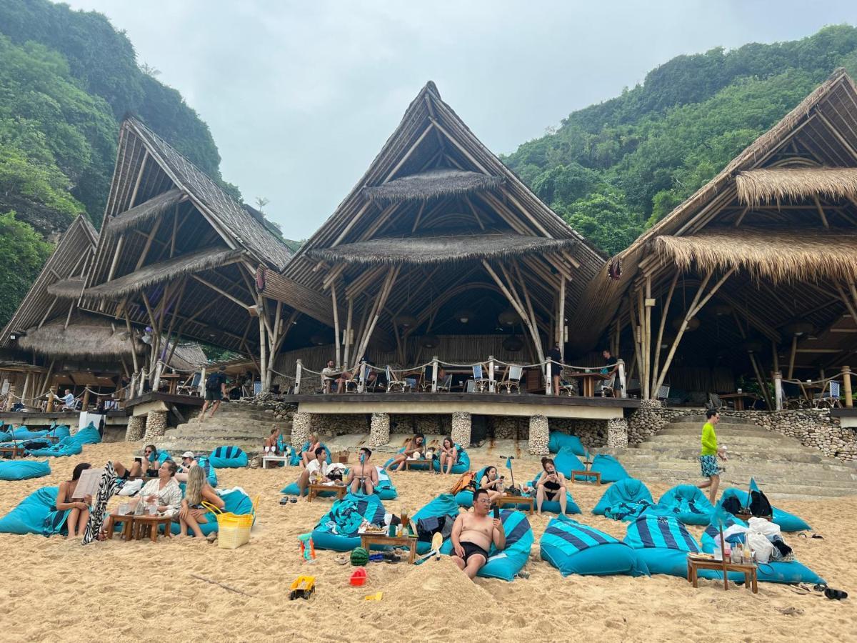 Pinokkio B&B Restaurant Ungasan  Ngoại thất bức ảnh
