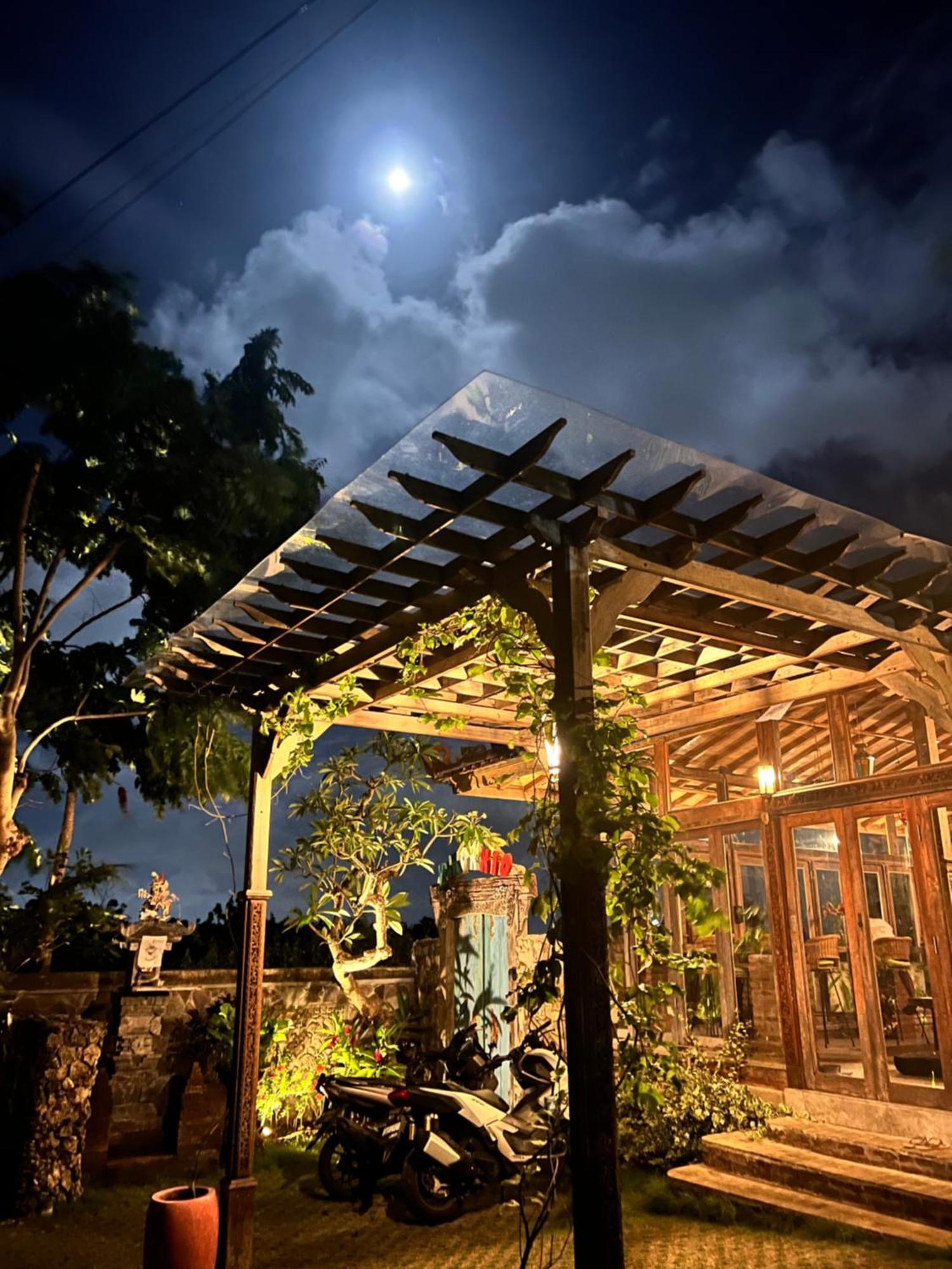 Pinokkio B&B Restaurant Ungasan  Ngoại thất bức ảnh