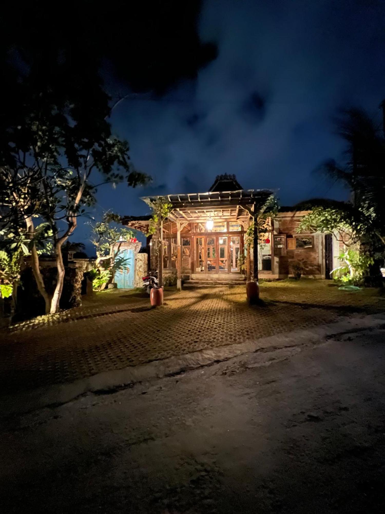 Pinokkio B&B Restaurant Ungasan  Ngoại thất bức ảnh